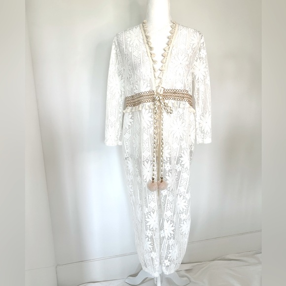 NWT Caterina RICCI Italian made Lace with fringe Beach Coverup - Picture 1 of 9